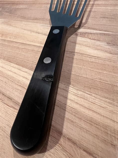 serious eats fish spatula.